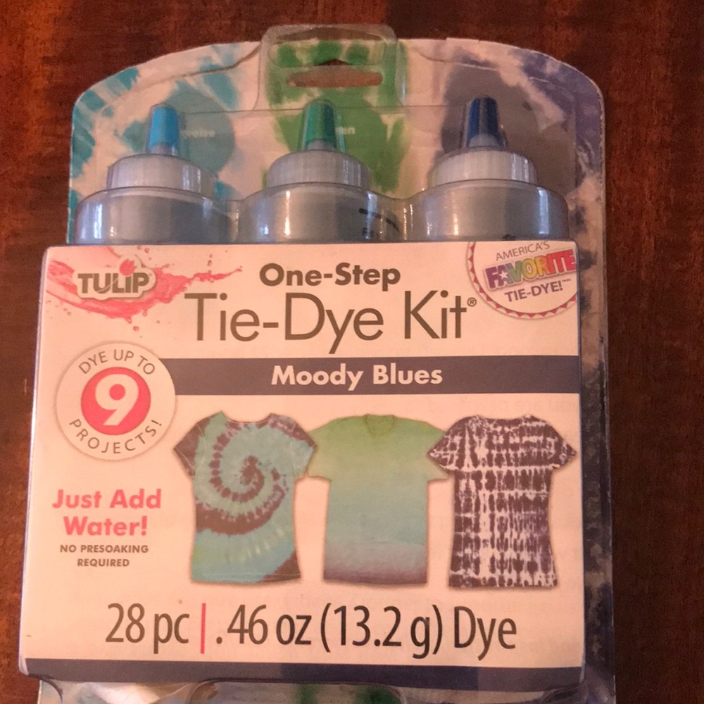Tulip Moody Blues Tie-Dye Kit